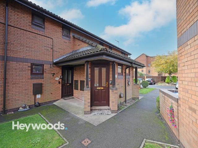 Flat for sale in Westbury Park, Butterton
