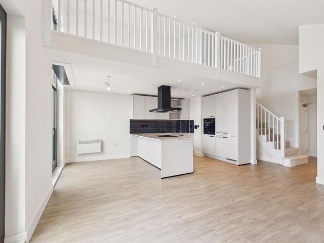 Flat for sale in West Midlands