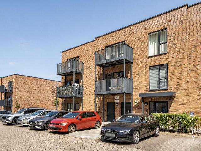Flat for sale in Holywell Estate, North Watford