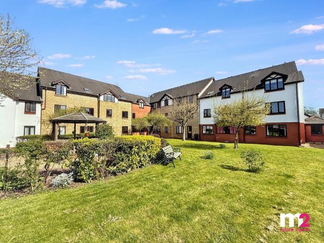 Flat for sale in Caerleon, Wales