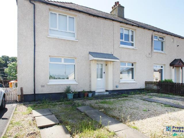 Flat for sale in Knockentiber, Scotland