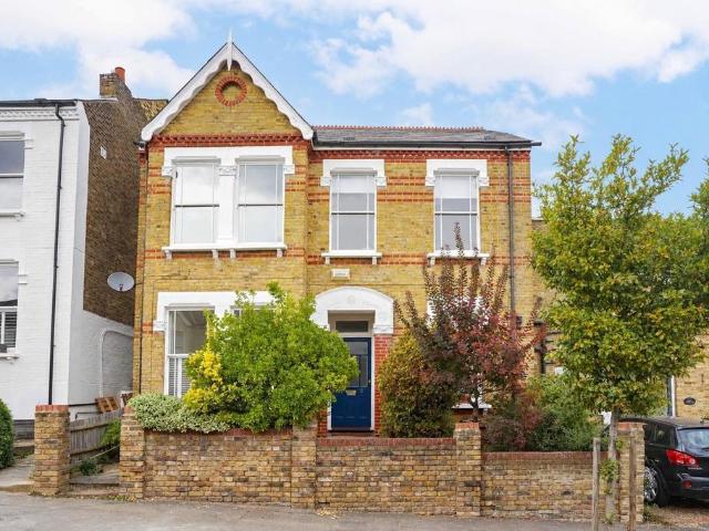Flat for sale in London Borough of Lewisham, Greater London