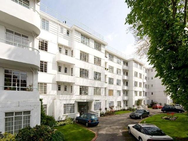 Flat for sale in Chalk Farm, Primrose Hill