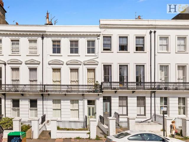 Flat for sale in Brunswick, Brighton & Hove