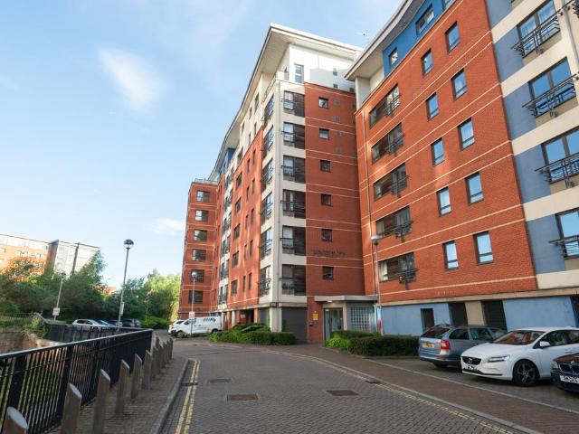 Flat for sale in City Centre, South Yorkshire