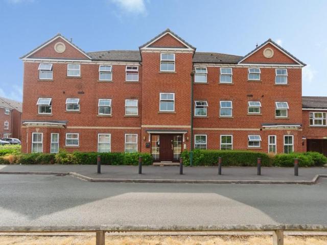Flat for sale in Shirley, West Midlands