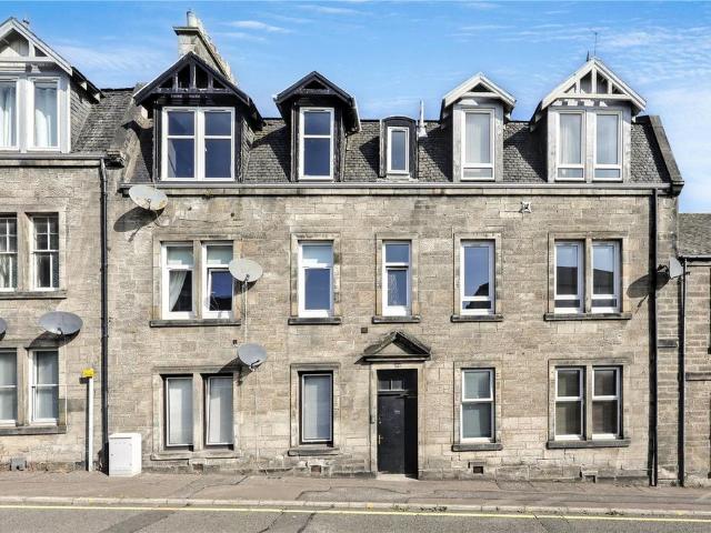 Flat for sale in Headwell, Dunfermline
