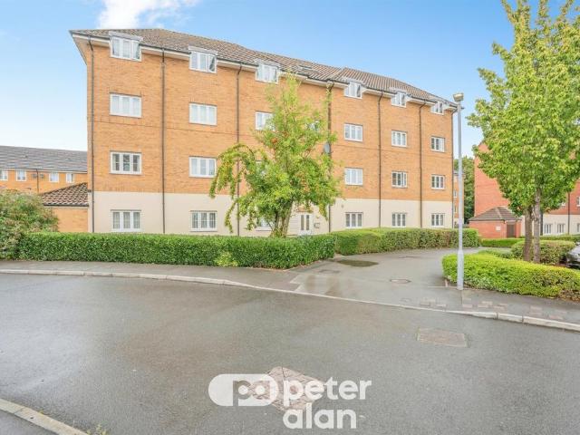 Flat for sale in Pontrhydyrun, Wales