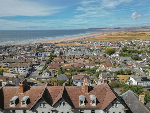 Flat for sale in Northam, Brandis Corner