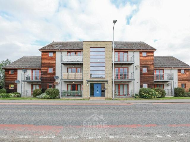 Flat for sale in Forres, Scotland