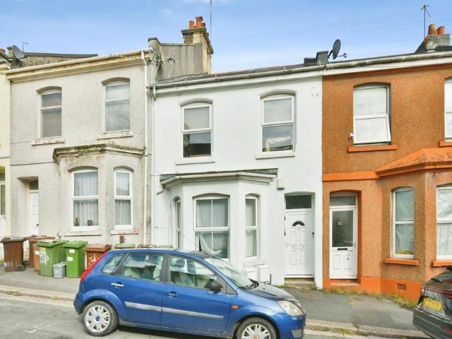 Flat for sale in Pennycomequick, Plymouth