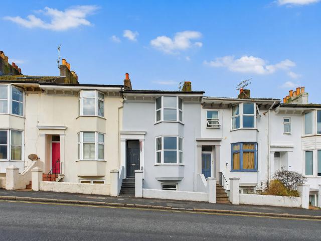 Flat for sale in Brighton & Hove