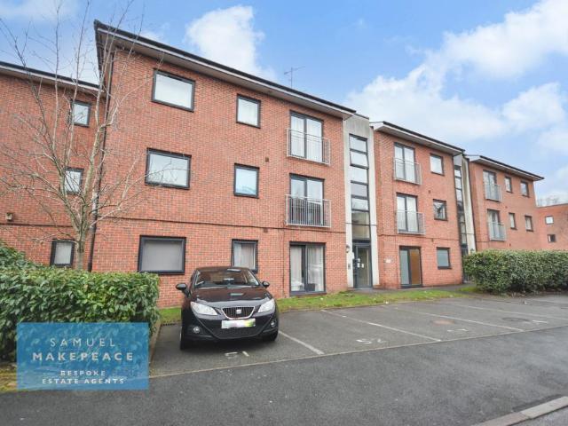 Flat for sale in Stoke, Stoke-on-Trent