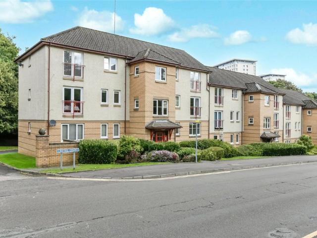 Flat for sale in Woodlands, Scotland