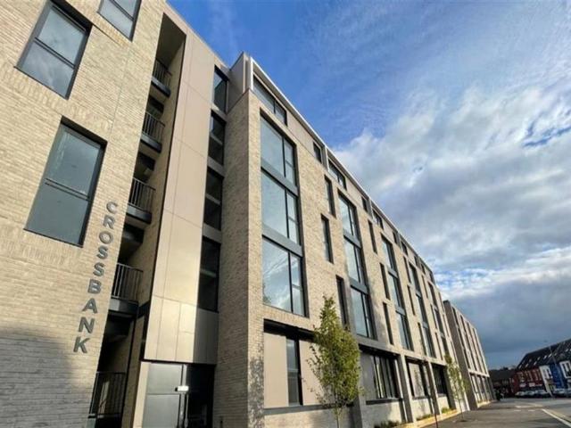 Flat for sale in Higher Broughton, Salford