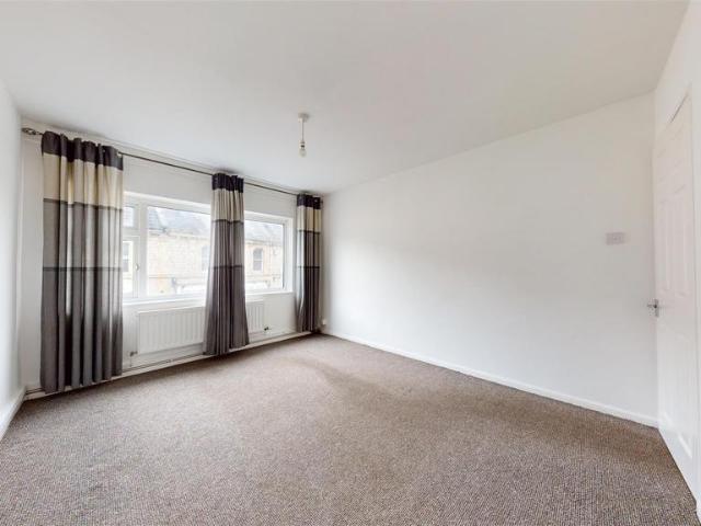 Flat for sale in Clandown, Radstock