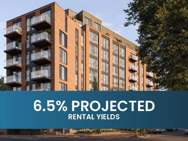 Flat for sale in Bede Island, Leicester