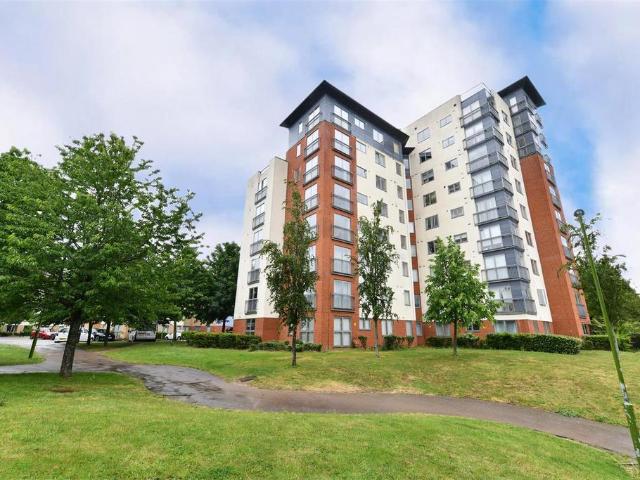 Flat for sale in Old Town, Shephall