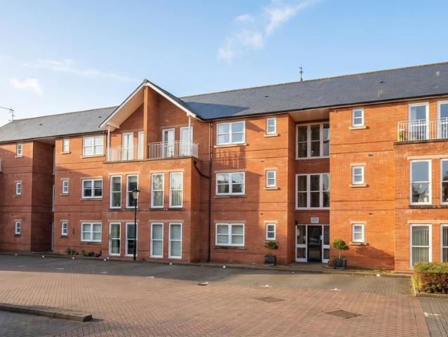 Flat for sale in Kingsley Moor, Staffordshire