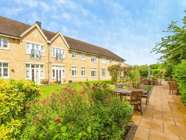 Flat for sale in Arrington, Cambridgeshire