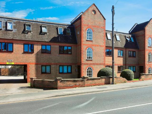 Flat for sale in Old Fletton, Peterborough
