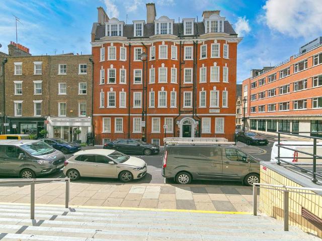 Flat for sale in East Marylebone, Mayfair