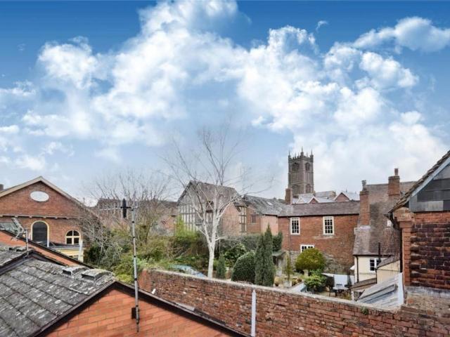 Flat for sale in Ludlow, Shropshire