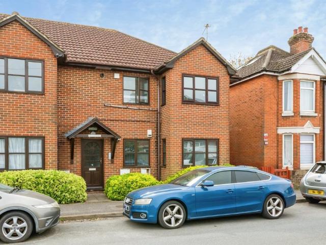 Flat for sale in Freemantle, City Of Southampton