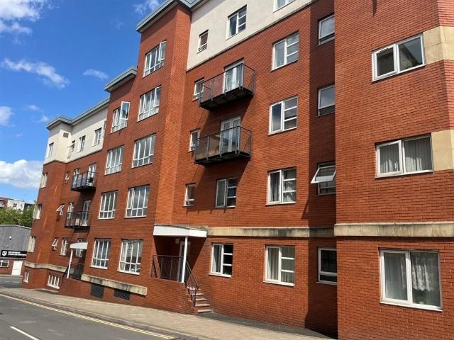 Flat for sale in Ladywood, West Midlands