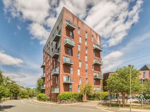 Flat for sale in Greater London