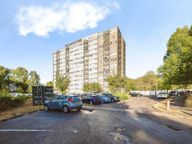 Flat for sale in London Borough of Havering, Greater London