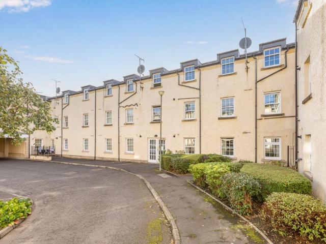 Flat for sale in Willowbrae, City of Edinburgh