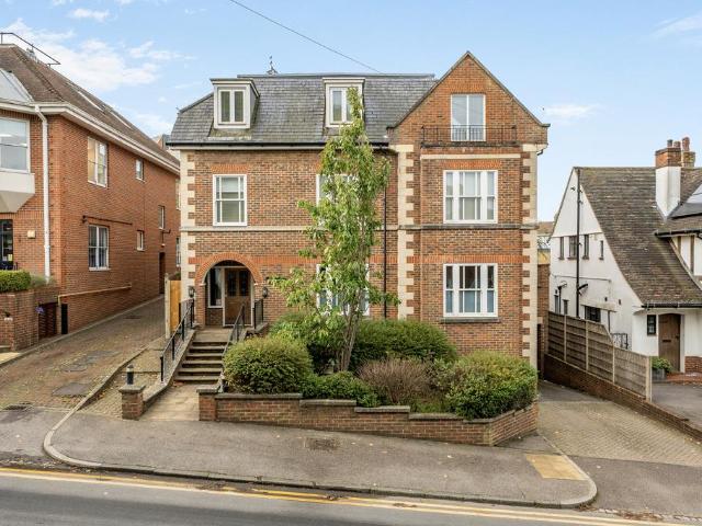 Flat for sale in St John's, Sevenoaks