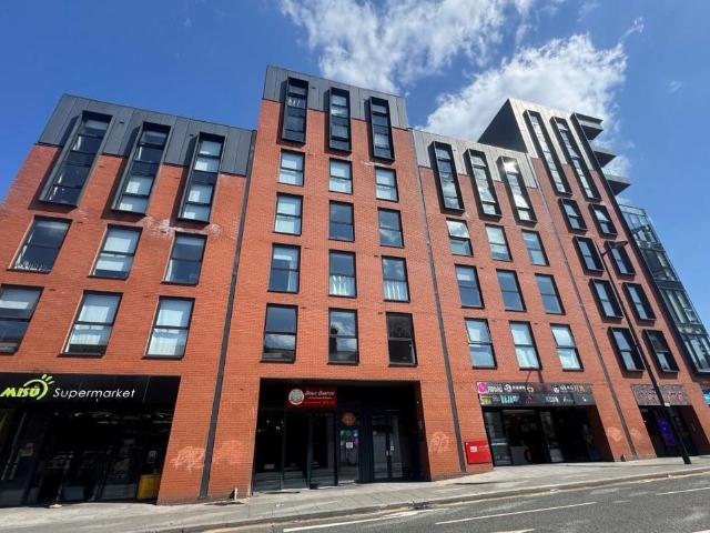 Flat for sale in Ropewalks, Calderstones