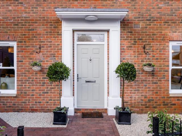 Flat for sale in The Soke, New Alresford