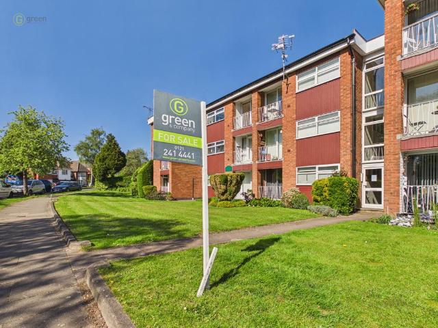 Flat for sale in West Bromwich, West Midlands