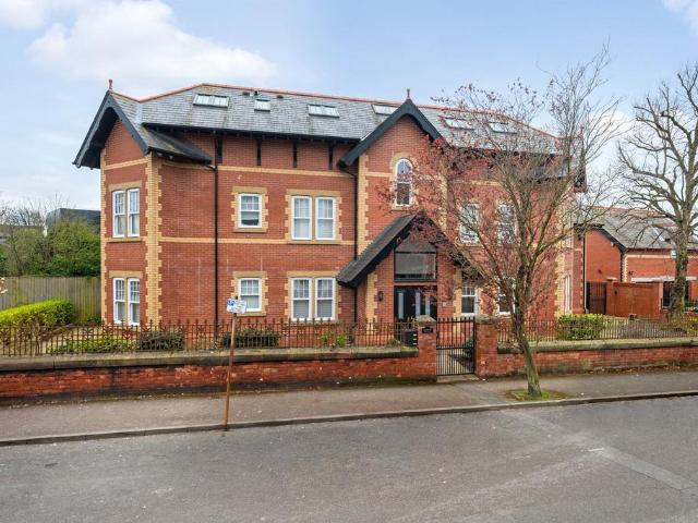 Flat for sale in Cabus, Lancashire