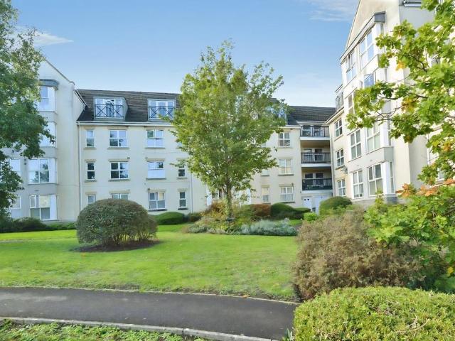 Flat for sale in Greenbank, Bristol