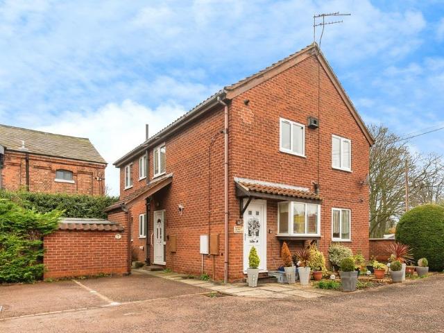 Flat for sale in Barton In Fabis, East Midlands