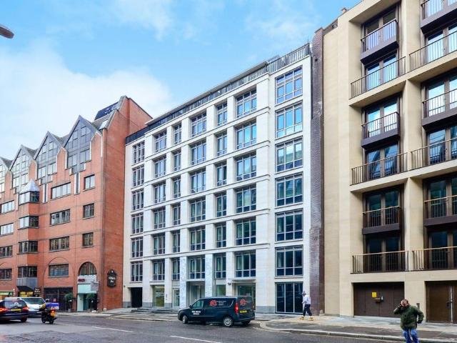Flat for sale in Blackfriars, Lyons