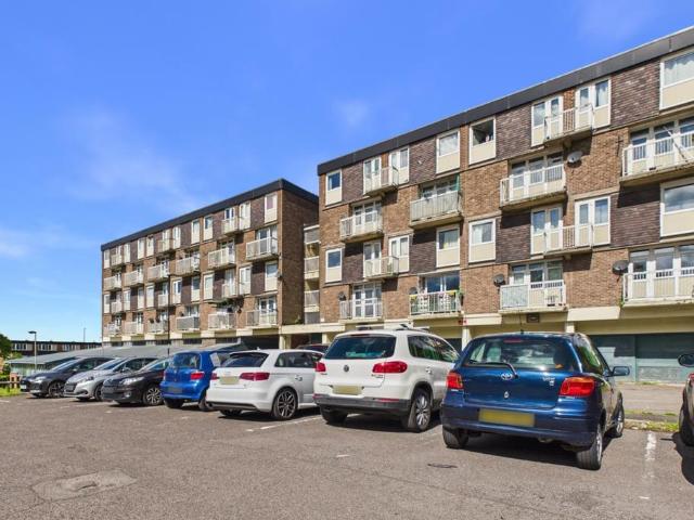 Flat for sale in Norfolk Park, Isle Of Man
