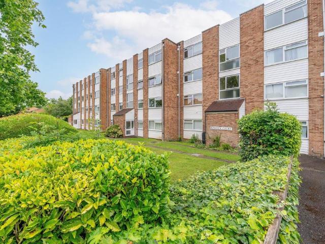 Flat for sale in Anerley, Greater London