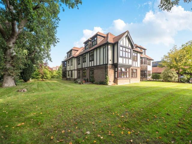 Flat for sale in Summersdale, Chichester