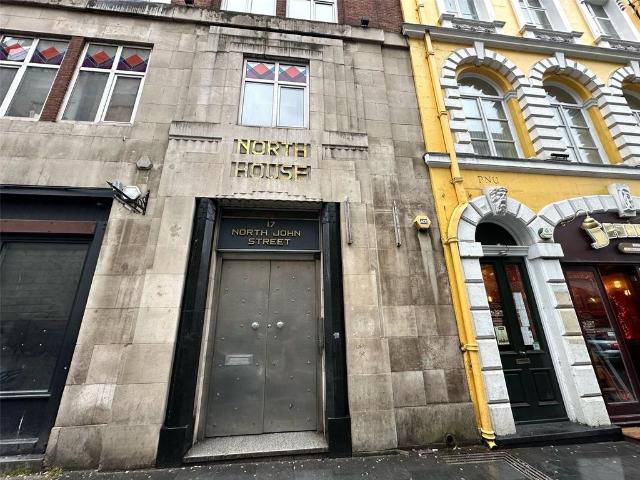Flat for sale in Cavern Quarter, Calderstones