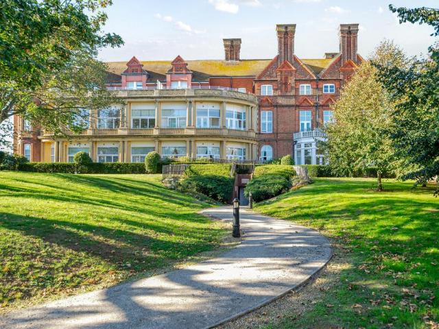 Flat for sale in West Hill, Brighton
