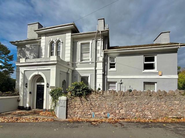 Flat for sale in Wellswood, Torquay
