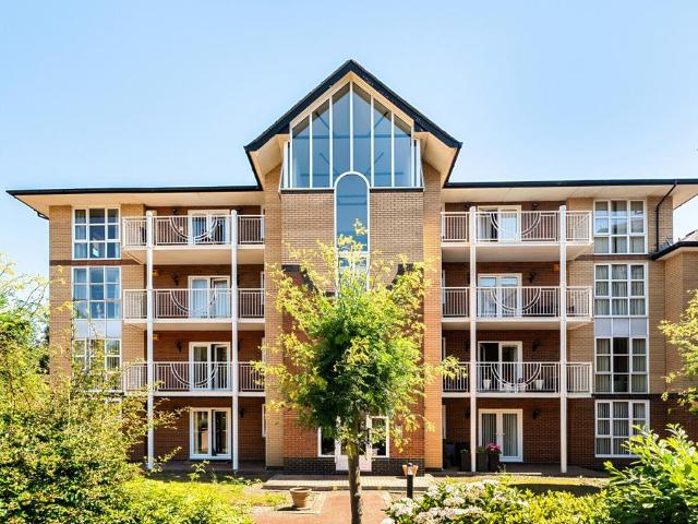 Flat for sale in Westwood Park, City Of Southampton
