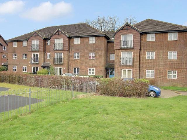Flat for sale in Glynde, West Sussex