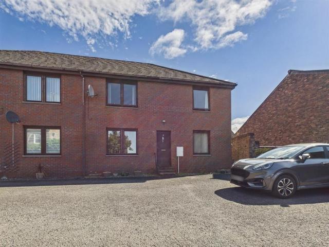 Flat for sale in Blairgowrie, Scotland