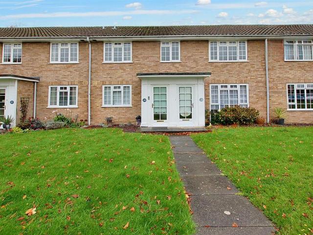 Flat for sale in Trench Wood, Bourne Vale